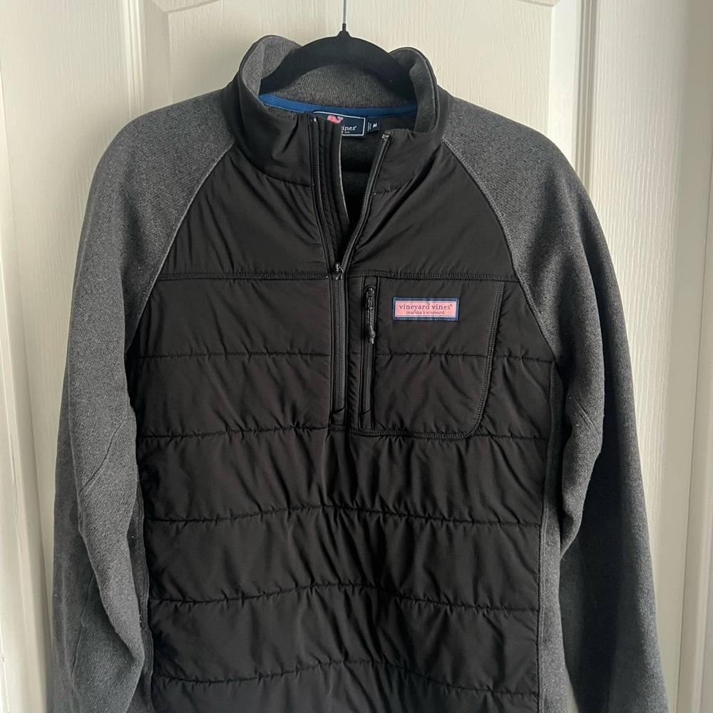 Vineyard Vines Black and Gray Quilted Pullover